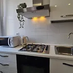 Loverhome Apartment 14