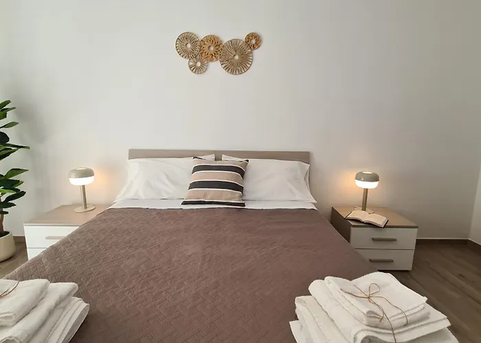 Loverhome Apartment 14